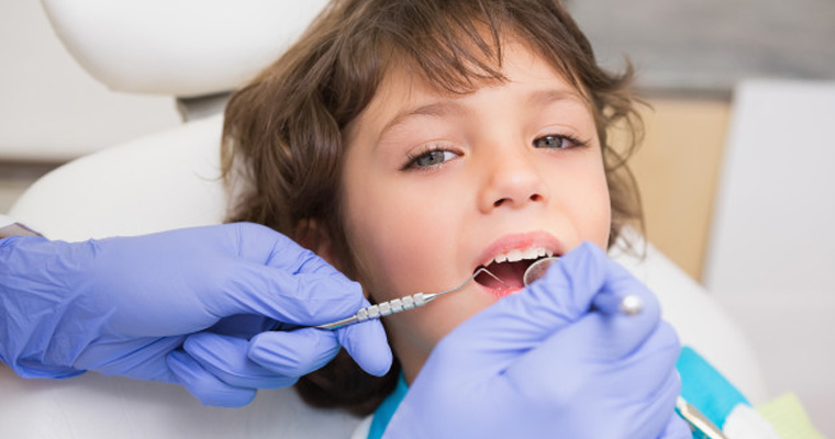 ¿Sabés desde cuándo debes de llevar a tus hijos al dentista?